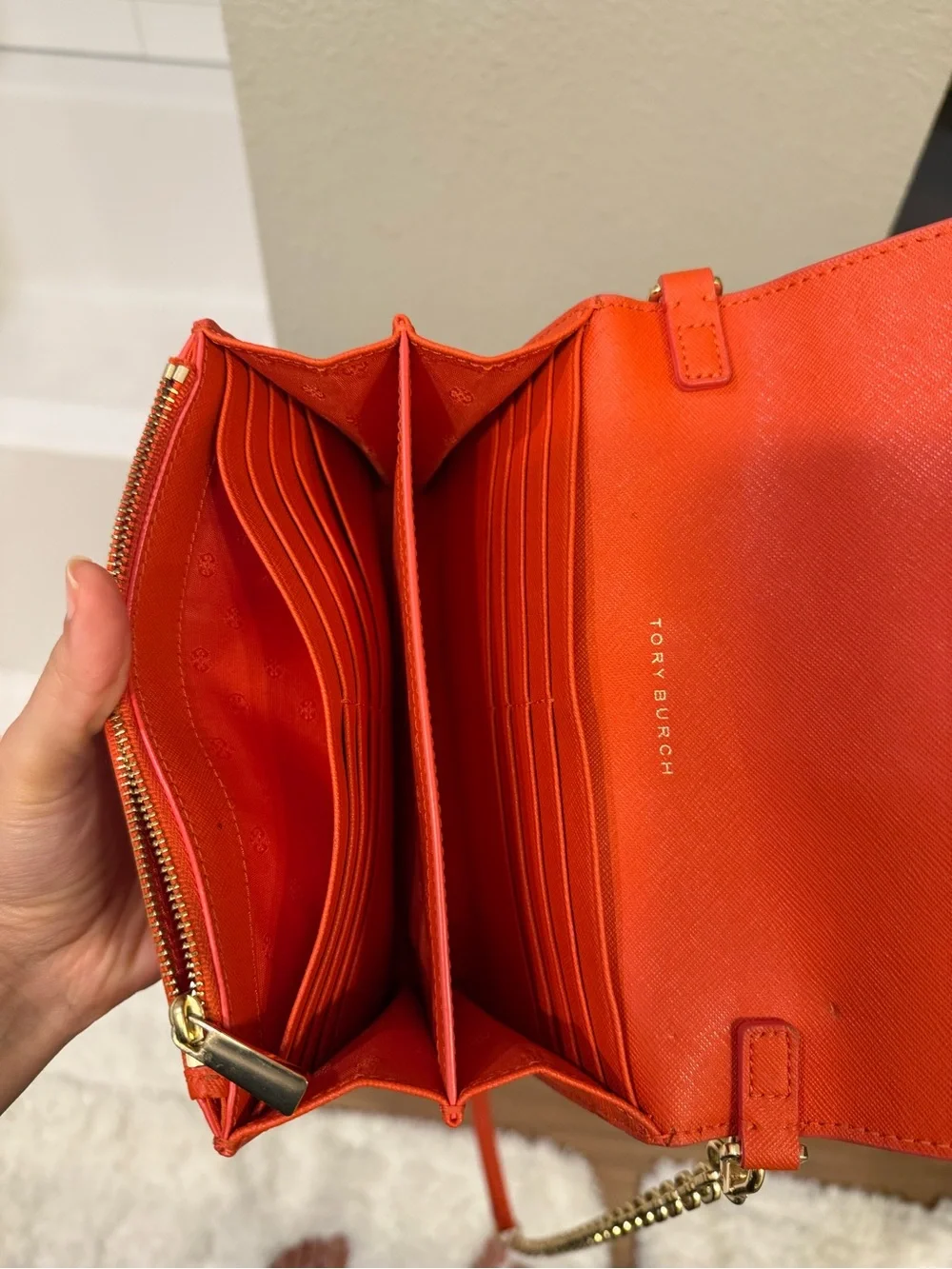 Tory Burch compact robinson